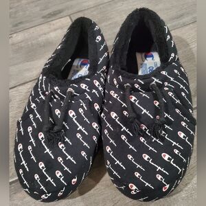 Nwot champion University Slippers